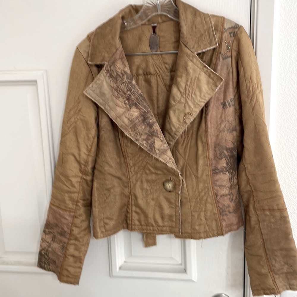 Urban  Cowgirl Jacket w French accent Sz 8